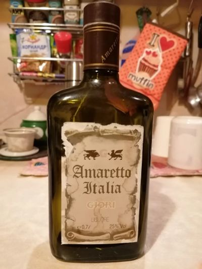 Лот: 15483735. Фото: 1. Бутылка из-под ликёра Amaretto... Бутылки, пробки, этикетки