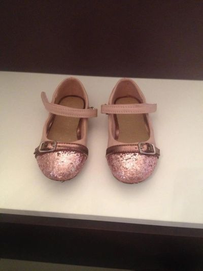 Лот: 5451131. Фото: 1. Продам чудесные туфельки для девочки. Туфли