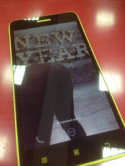 Лот: 7454965. Фото: 1. Lenovo S60 Леново с60 Yellow... Смартфоны