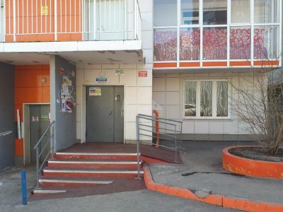 Лот: 13776150. Фото: 1. Продается 2-х комн. квартира 49... Квартиры, студии