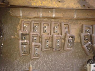 Лот: 2482603. Фото: 1. Замок гусеницы (большой). Другое (автозапчасти)