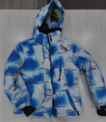 Лот: 18875170. Фото: 1. Спортивная зимняя куртка, горнолыжка. Зимняя спортивная одежда