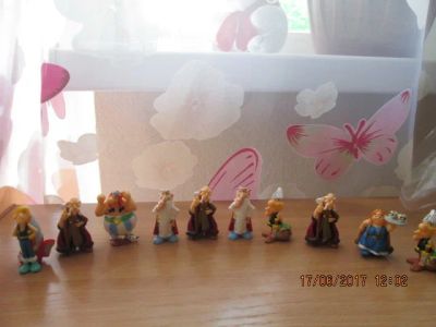 Лот: 9858898. Фото: 1. набор игрушек киндер N 7. Куклы и аксессуары