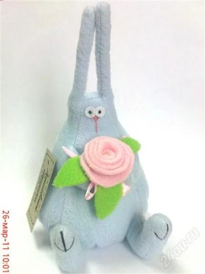 Лот: 835593. Фото: 1. Зайчик с розочкой. Другое (ручная работа)