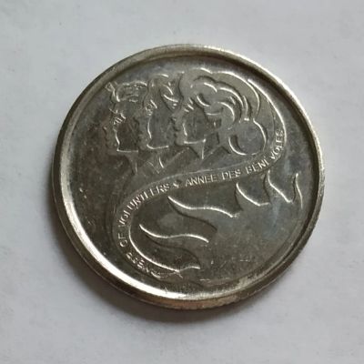 Лот: 19525379. Фото: 1. Канада 10 центов 2001 год добровольцев... Америка