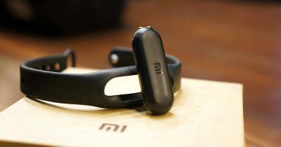 Лот: 6459148. Фото: 1. Xiaomi Mi Band. Оригинал 100... Смарт-часы, фитнес-браслеты, аксессуары