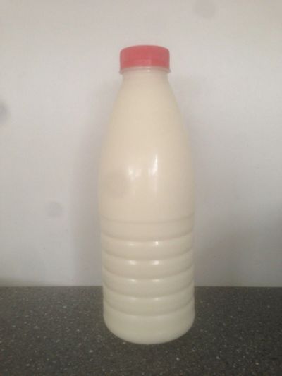 Лот: 12204217. Фото: 1. Молоко 4.2% Деревенское. Молоко и молочные продукты