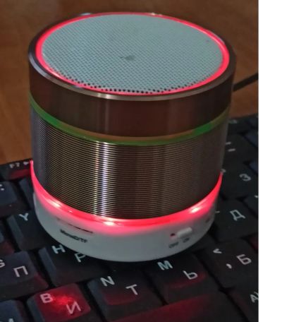 Лот: 17208426. Фото: 1. bluetooth колонка. Портативные, беспроводные колонки