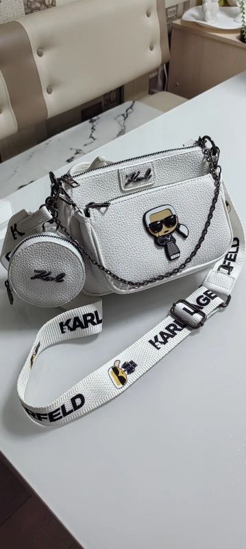 Лот: 25625772. Фото: 1. Сумка кросс-боди женская Karl... Сумки