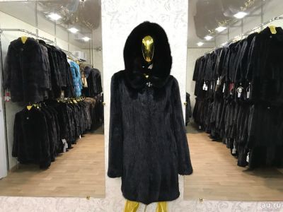 Лот: 9779644. Фото: 1. Черная шуба норковая размер 44-48... Верхняя одежда