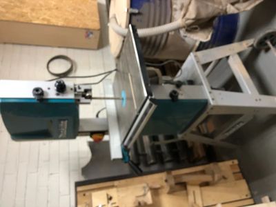 Лот: 25651707. Фото: 1. Ленточная пила Makita LB1200F. Электроинструмент
