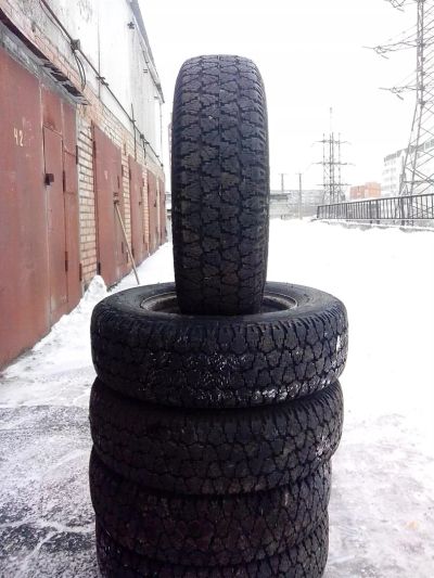 Лот: 3641432. Фото: 1. Шины Всесезонные 205/70R14. Шины