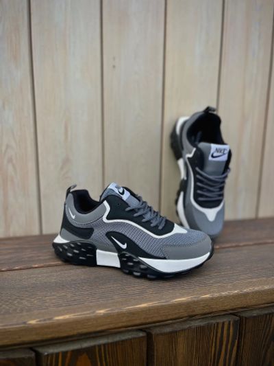 Лот: 25668914. Фото: 1. Кроссовки Nike. Кеды, кроссовки, слипоны