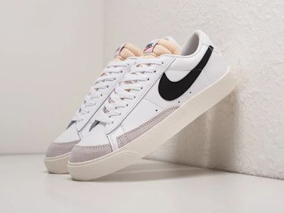 Лот: 20278150. Фото: 1. Кроссовки Nike Blazer Low 77... Кеды, кроссовки, слипоны
