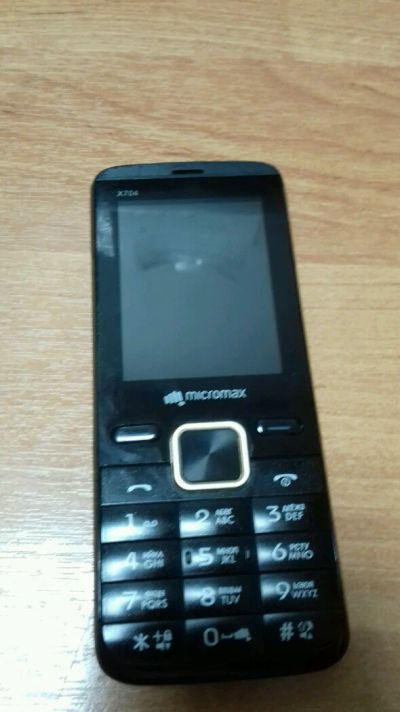 Лот: 11820408. Фото: 1. Телефон Micromax x703 (4033). Кнопочные мобильные телефоны