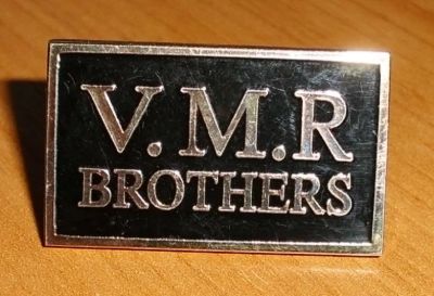 Лот: 11647877. Фото: 1. Накладка нашивка металл VMR Brothers... Другое (значки, медали, жетоны)