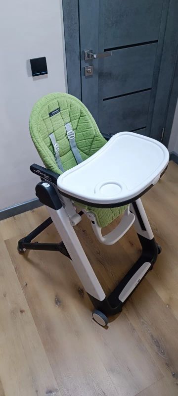 Лот: 23003342. Фото: 1. Стульчик для кормления peg perego... Стульчики для кормления