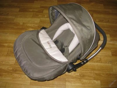 Лот: 4699480. Фото: 1. Автокресло Автолюлька переноска... Детские автокресла