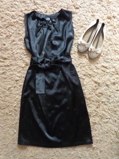 Лот: 7560102. Фото: 1. Платье черное с поясом. Платья