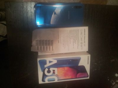 Лот: 15758022. Фото: 1. Samsung A50 4/64 original. Смартфоны