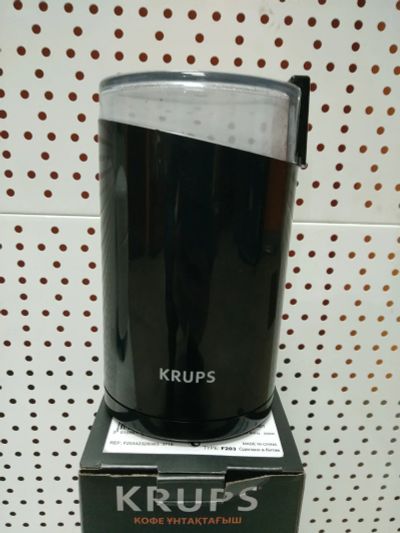 Лот: 15305973. Фото: 1. Кофемолка Krups F2034232 практически... Кухонная