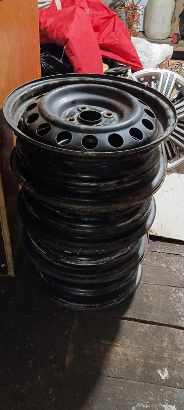 Лот: 24905663. Фото: 1. Штампованные диски 15" 4х100 5J... Диски