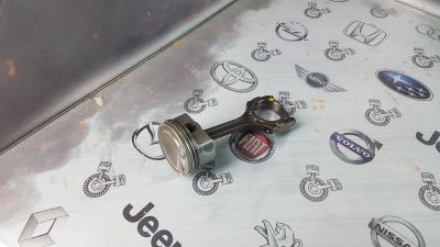 Лот: 23956657. Фото: 1. Поршень с шатуном Hyundai Solaris... Двигатель и элементы двигателя