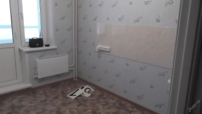 Лот: 3005525. Фото: 1. Срочно сдам в аренду однокомнатную... Квартиры, студии