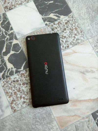 Лот: 11024661. Фото: 1. Nubia Z5s mini. Смартфоны