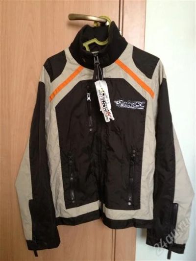 Лот: 2666280. Фото: 1. Ветровка Cars Jeans. Новая!. Верхняя одежда