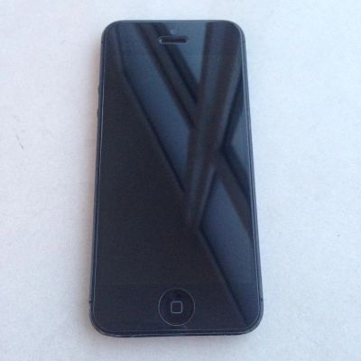 Лот: 6792770. Фото: 1. iPhone 5 16 gb. Смартфоны