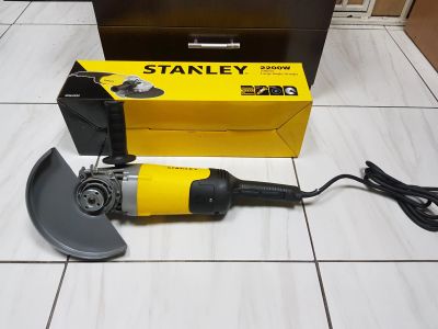 Лот: 12986363. Фото: 1. Болгарка Stanley 2200W. Электроинструмент