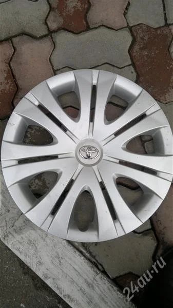 Лот: 1306141. Фото: 1. Оригинальные колпаки Toyota 4шт... Колпаки
