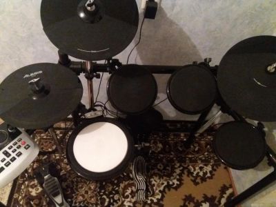Лот: 10934911. Фото: 1. Alesis DM 8 USB Kit - Электронная... Ударные