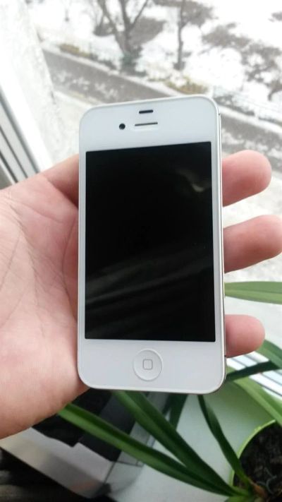 Лот: 3618143. Фото: 1. Iphone 4s 64 GB White . Смартфоны