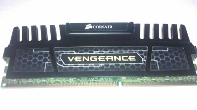 Лот: 6104110. Фото: 1. Оперативная память DDR3 Corsair... Оперативная память