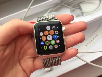 Лот: 10711935. Фото: 1. Apple watch sport 38 mm. Смарт-часы, фитнес-браслеты, аксессуары