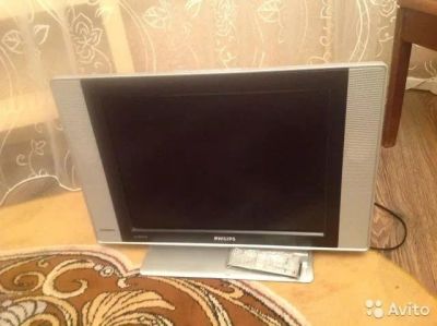 Лот: 10789099. Фото: 1. Компактный ЖК-телевизор 20" Philips... Телевизоры