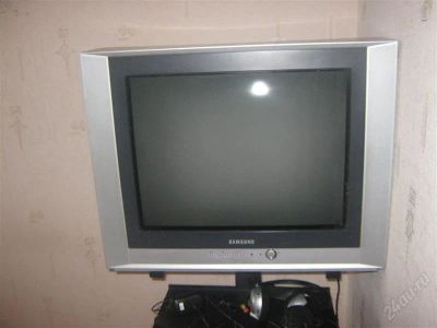 Лот: 2595996. Фото: 1. телевизор samsung 52см по диагонали... Телевизоры