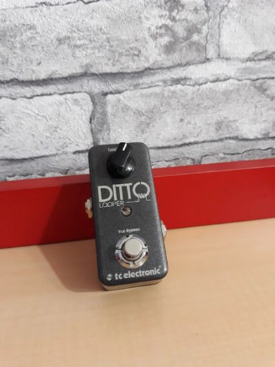 Лот: 19328218. Фото: 1. TC electronic ditto looper. Гитарные эффекты и комбоусилители