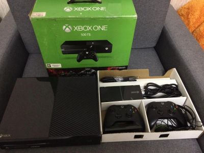 Лот: 11197446. Фото: 1. XBOX ONE 500ГБ полный комплект... Игровые приставки, консоли