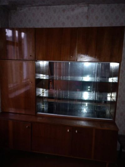 Лот: 9758520. Фото: 1. сервант. Другое (мебель для гостиной)