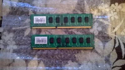 Лот: 8916578. Фото: 1. 2 планки hynix nc05111 ddr3 4gb. Оперативная память