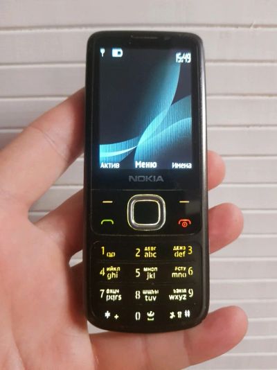 Лот: 10932323. Фото: 1. Nokia 6700 classic black. Кнопочные мобильные телефоны
