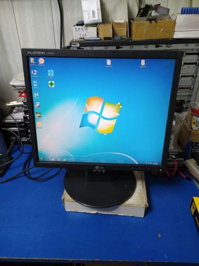 Лот: 15637497. Фото: 1. ЖК монитор 17" LG L1751SQ (1280x1024... ЖК-мониторы