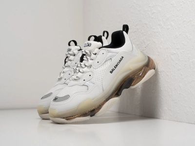 Лот: 18924253. Фото: 1. Кроссовки Balenciaga Triple S... Кеды, кроссовки, слипоны