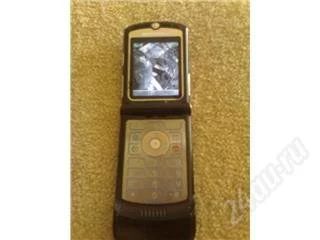 Лот: 90274. Фото: 1. Motorolla Razr V3 black. Кнопочные мобильные телефоны