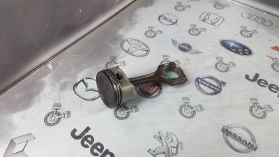 Лот: 23587352. Фото: 1. Поршень с шатуном Mercedes-Benz... Двигатель и элементы двигателя