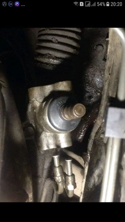 Лот: 11485440. Фото: 1. Замена верхнего сальника рулевой... Ходовая, подвеска, рулевое управление