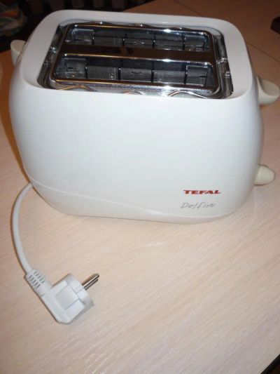 Лот: 4267659. Фото: 1. Продам тостер Tefal Delfini. Кухонная